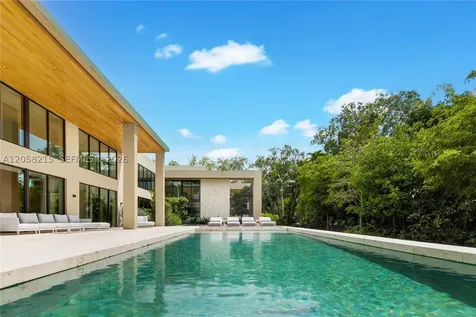 6701 SW 101st Street Pinecrest FL 33156