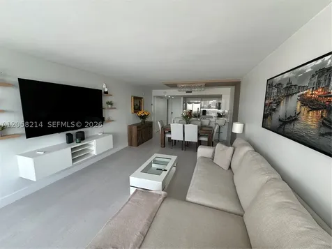 555 NE 15th Street Miami FL 33132