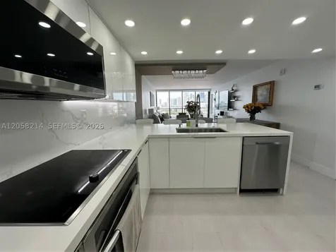 555 NE 15th Street Miami FL 33132