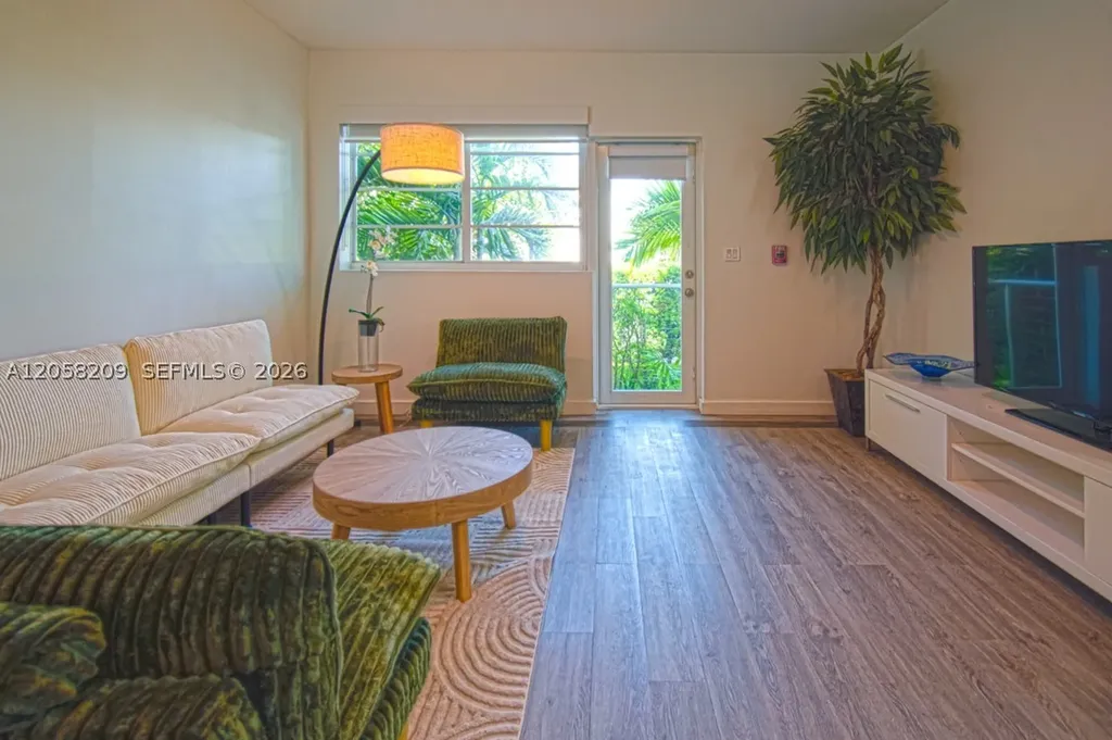 3917 N Meridian Avenue Miami Beach FL 33140