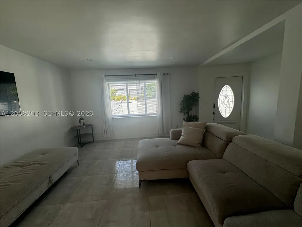 1904 SW 28th Street Fort Lauderdale FL 33315