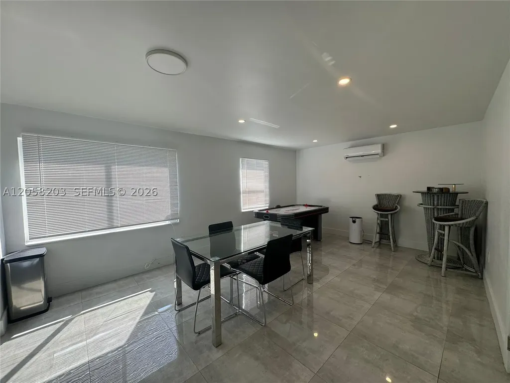 1904 SW 28th Street Fort Lauderdale FL 33315