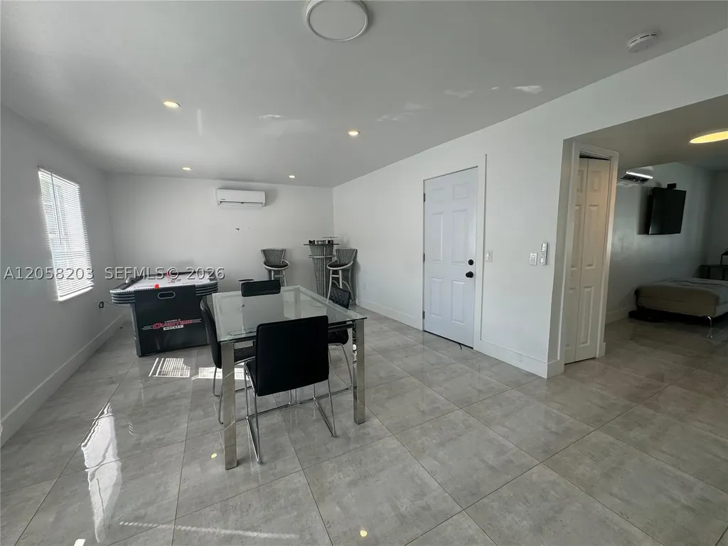 1904 SW 28th Street Fort Lauderdale FL 33315