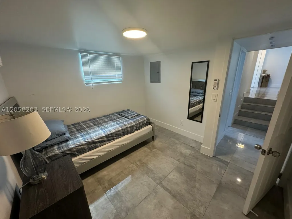 1904 SW 28th Street Fort Lauderdale FL 33315