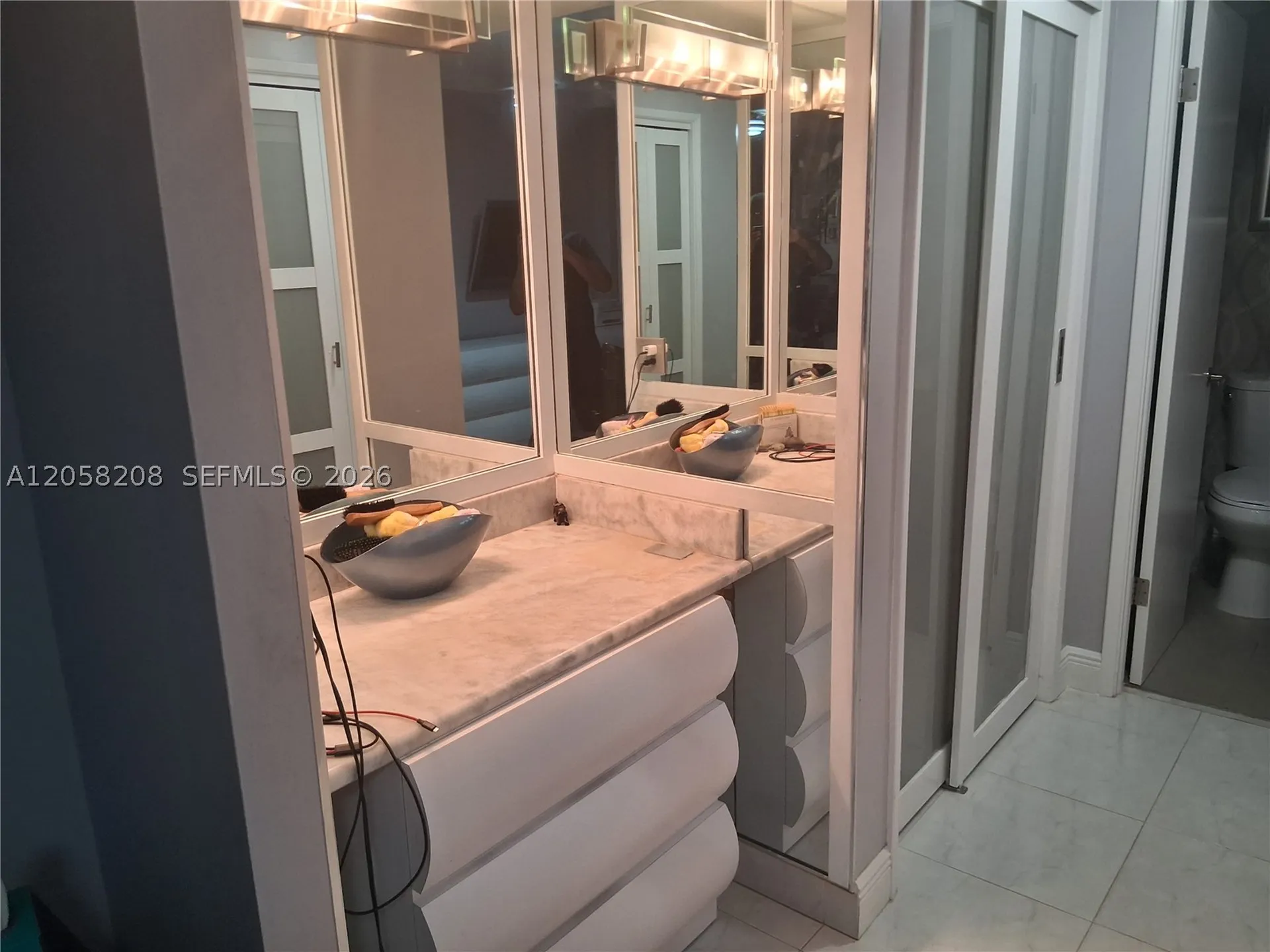 4400HILLCREST Hillcrest Drive Hollywood FL 33021