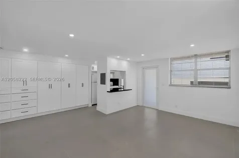 360 Meridian Avenue Miami Beach FL 33139