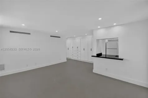 360 Meridian Avenue Miami Beach FL 33139