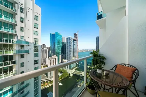 41 SE 5th Street Miami FL 33131