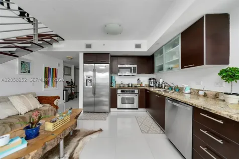 41 SE 5th Street Miami FL 33131
