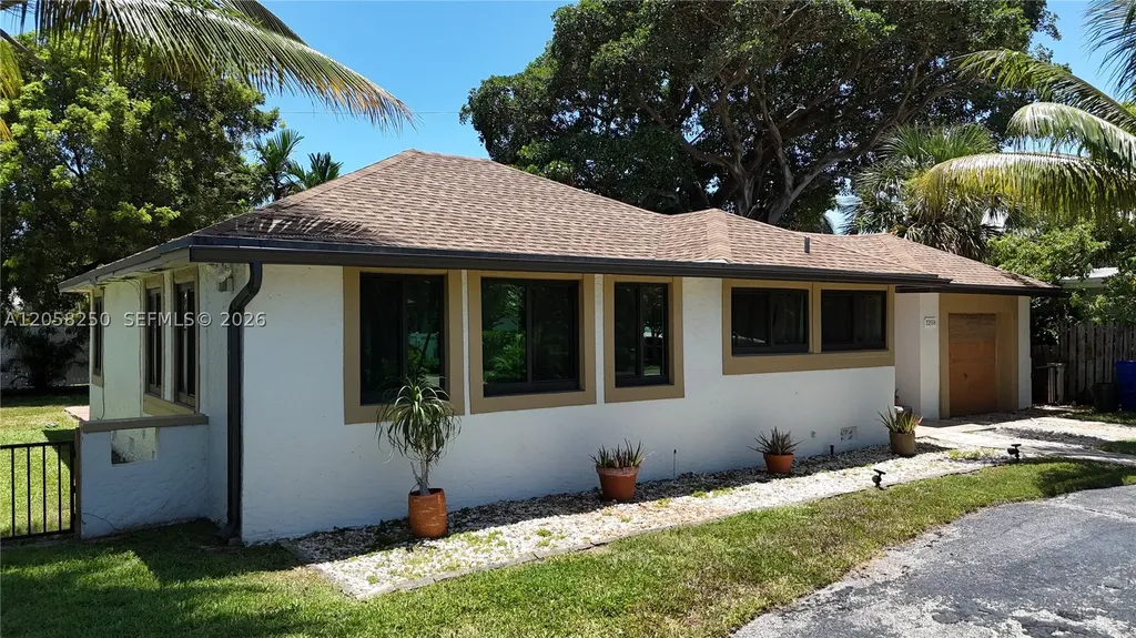 3208 Beacon Street Pompano Beach FL 33062