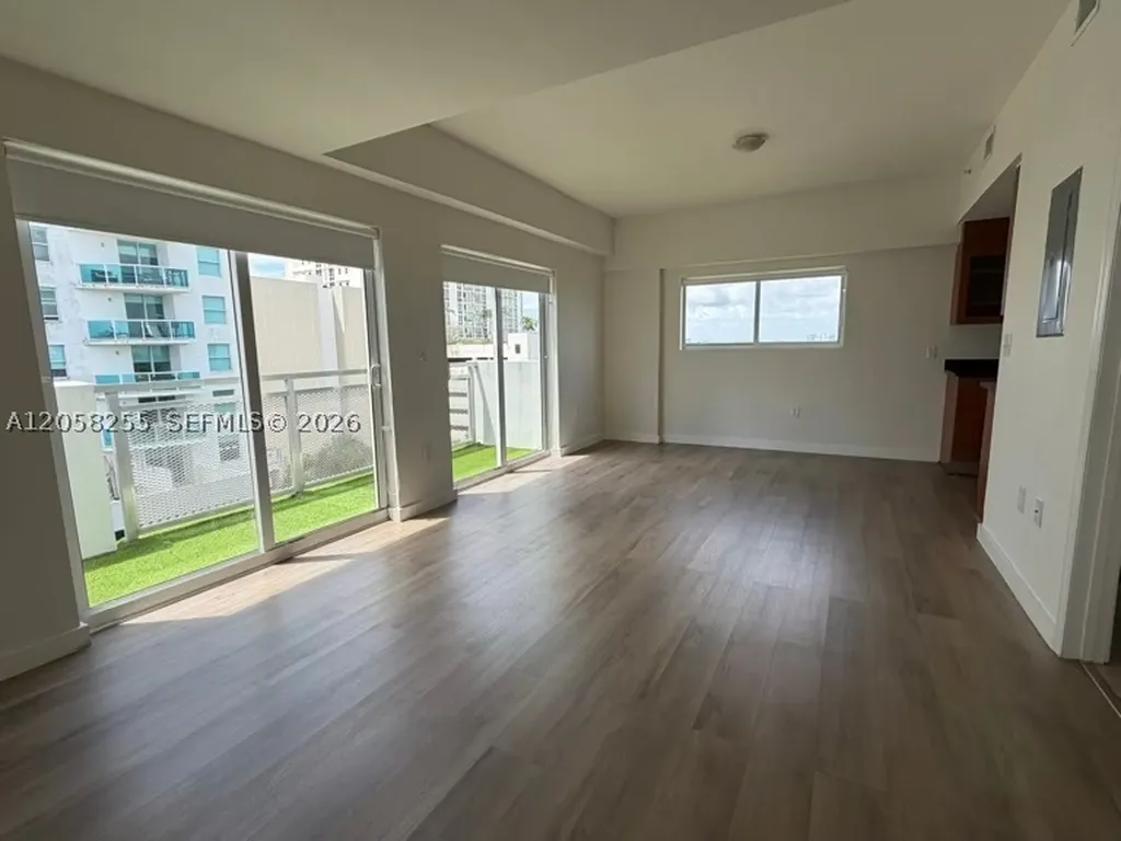 1712 SW 2nd Avenue Miami FL 33129
