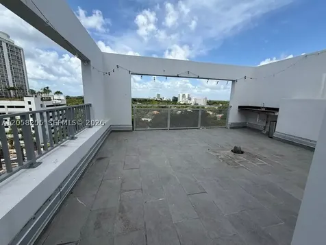 1712 SW 2nd Avenue Miami FL 33129