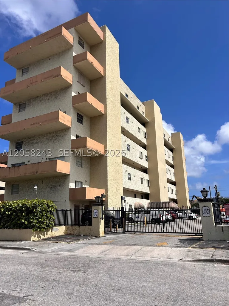 300 NW 42nd Avenue Miami FL 33126