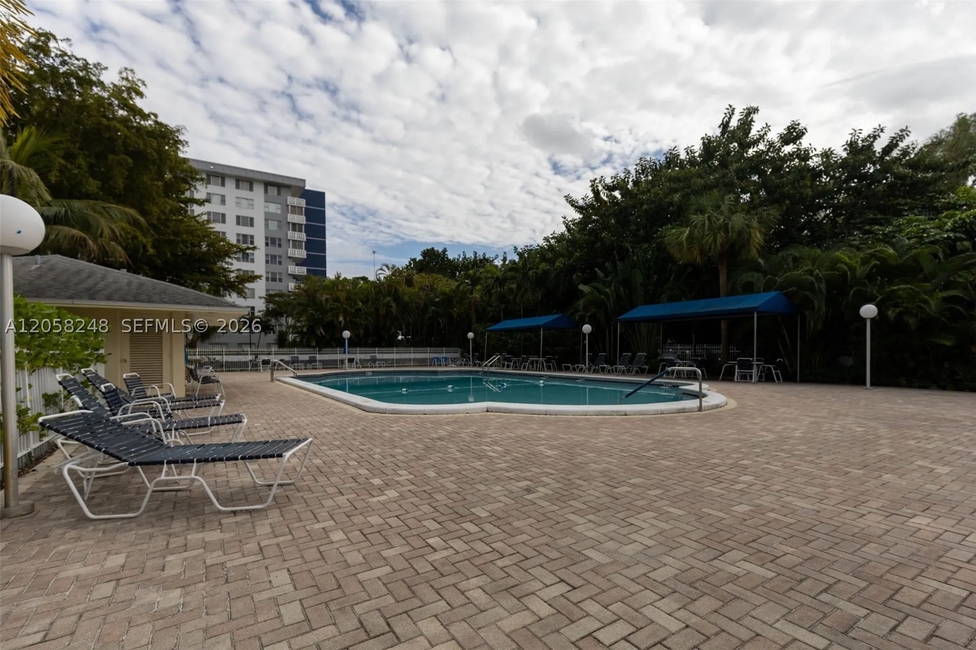 4400 Hillcrest Drive Hollywood FL 33021