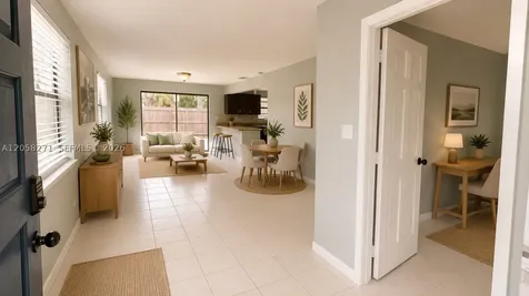 10900 NW 7th Street Miami FL 33172