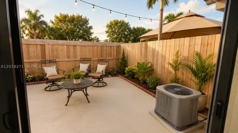 10900 NW 7th Street Miami FL 33172