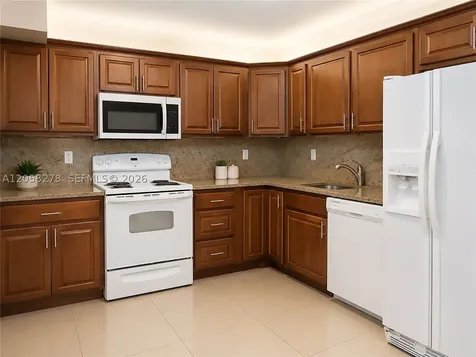 2401 S Ocean Drive Hollywood FL 33019