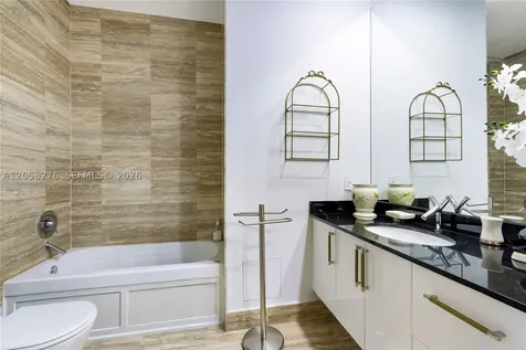 16001 Collins Avenue Sunny Isles Beach FL 33160