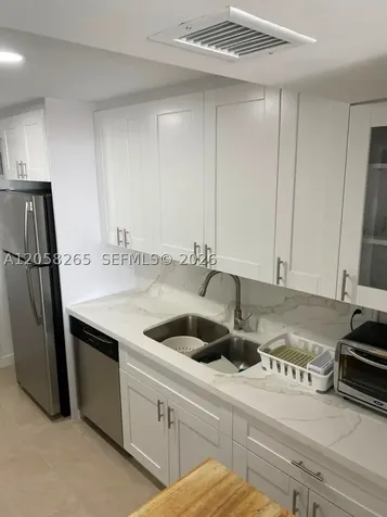 150 Ocean Lane Drive Key Biscayne FL 33149