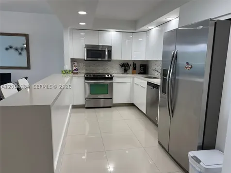 19370 Collins Avenue Sunny Isles Beach FL 33160