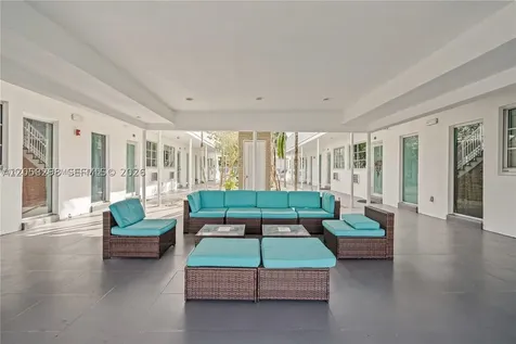 7950 Tatum Waterway Drive Miami Beach FL 33141