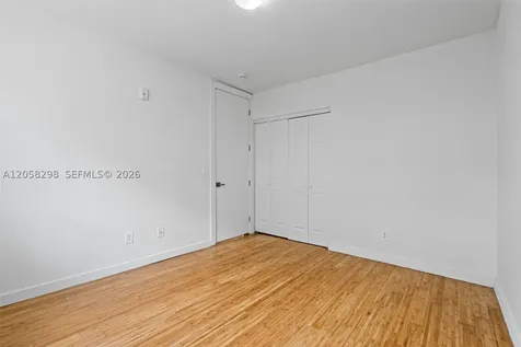7950 Tatum Waterway Drive Miami Beach FL 33141
