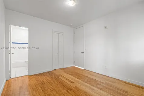 7950 Tatum Waterway Drive Miami Beach FL 33141