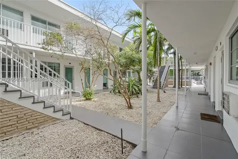 7950 Tatum Waterway Drive Miami Beach FL 33141