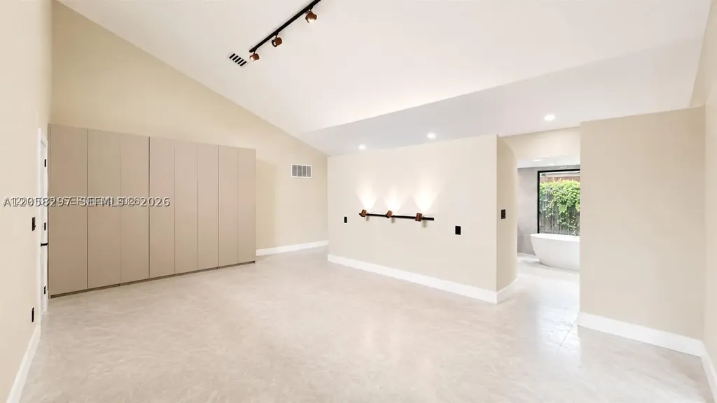 2765 NE 35th Drive Fort Lauderdale FL 33308
