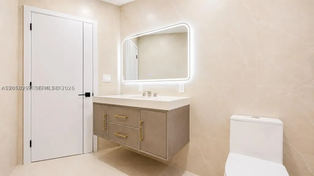 2765 NE 35th Drive Fort Lauderdale FL 33308