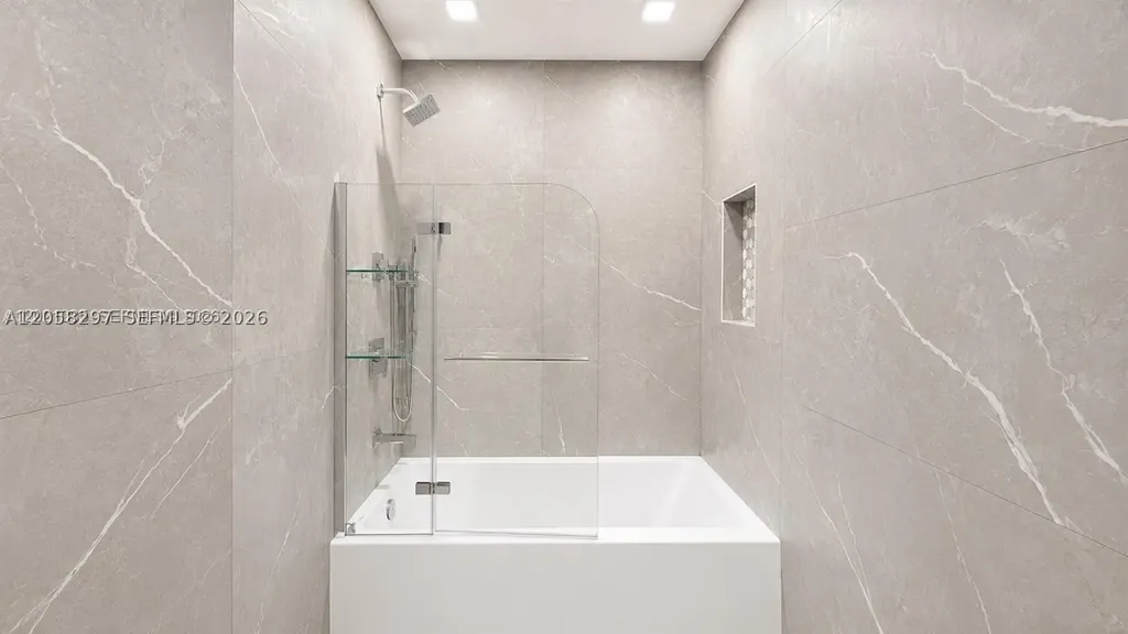 2765 NE 35th Drive Fort Lauderdale FL 33308