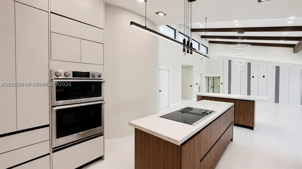 2765 NE 35th Drive Fort Lauderdale FL 33308