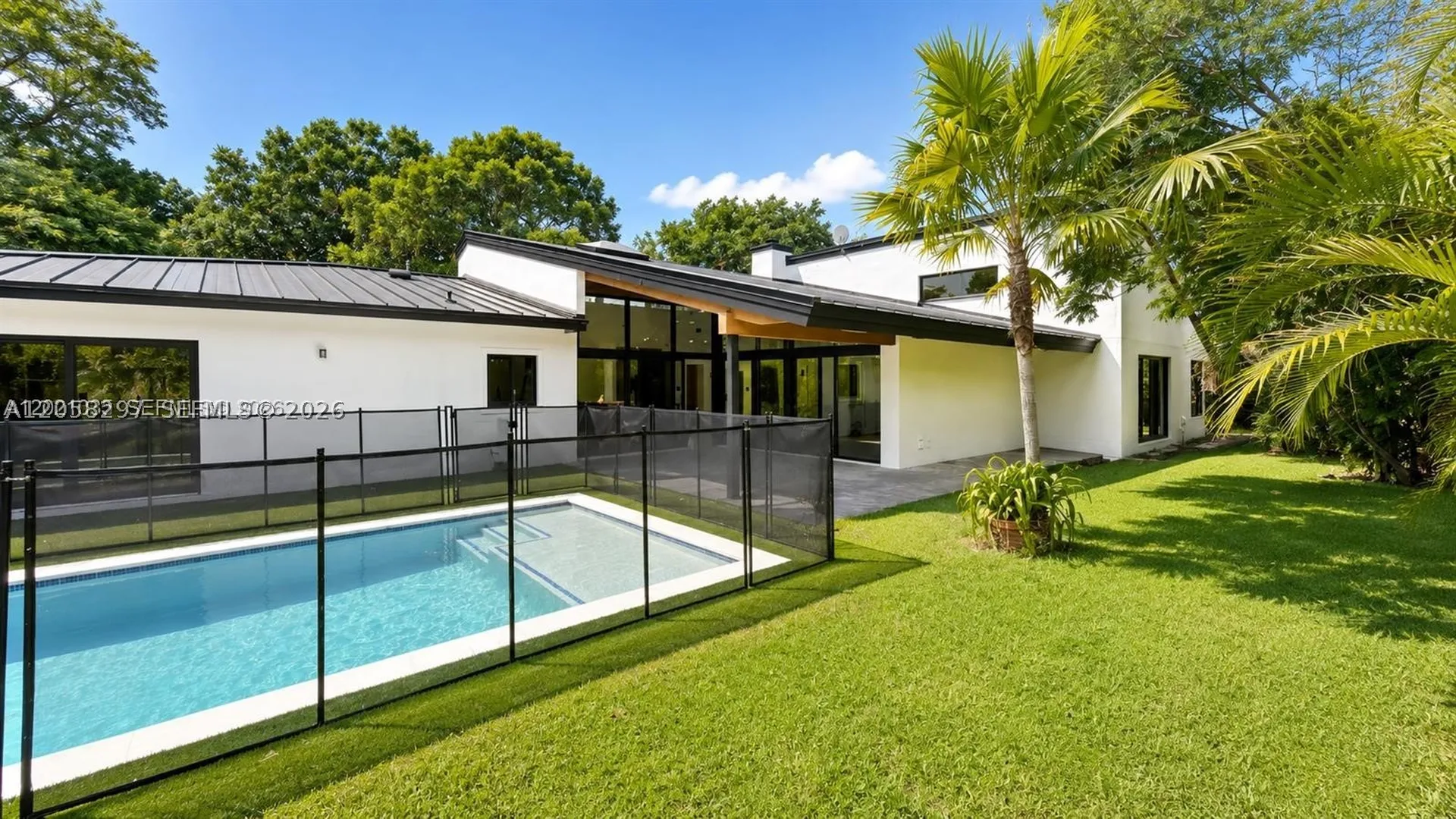 2765 NE 35th Drive Fort Lauderdale FL 33308