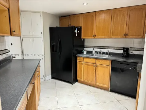 801 Brickell Bay Drive Miami FL 33131