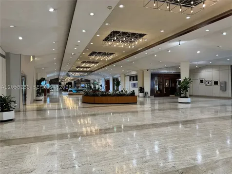 801 Brickell Bay Drive Miami FL 33131