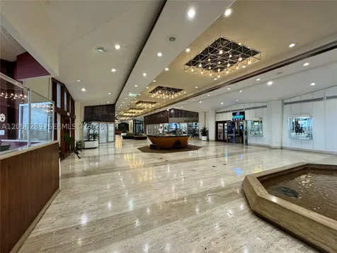 801 Brickell Bay Drive Miami FL 33131