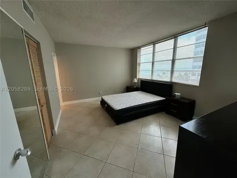 801 Brickell Bay Drive Miami FL 33131