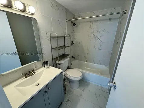 801 Brickell Bay Drive Miami FL 33131