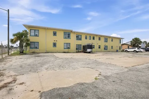922 S Atlantic Daytona FL 32118