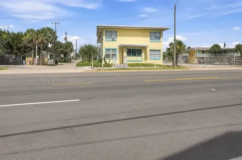 922 S Atlantic Daytona FL 32118