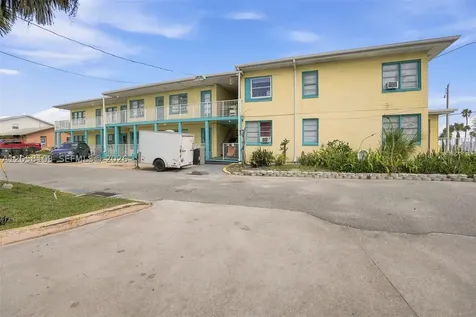922 S Atlantic Daytona FL 32118