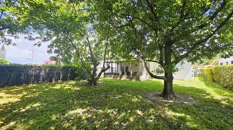 6550 SW 28th Street Miami FL 33155