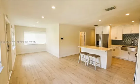 6550 SW 28th Street Miami FL 33155