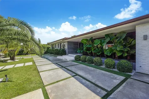 60 Shore Drive W Miami FL 33133