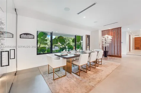 60 Shore Drive W Miami FL 33133