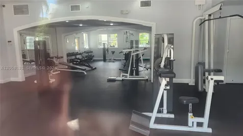 8290 Lake Drive Doral FL 33166