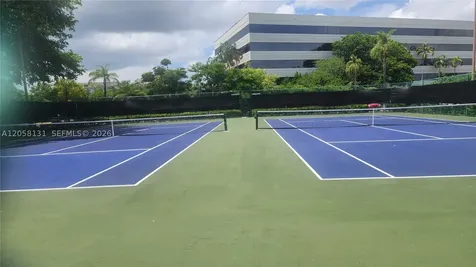 8290 Lake Drive Doral FL 33166