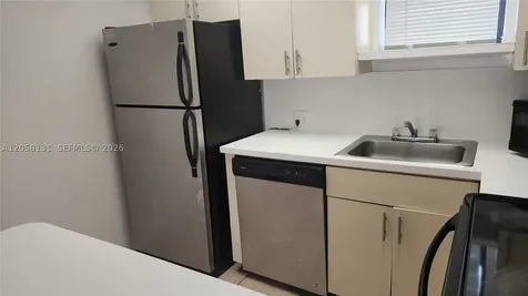 8290 Lake Drive Doral FL 33166