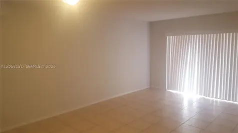 8290 Lake Drive Doral FL 33166