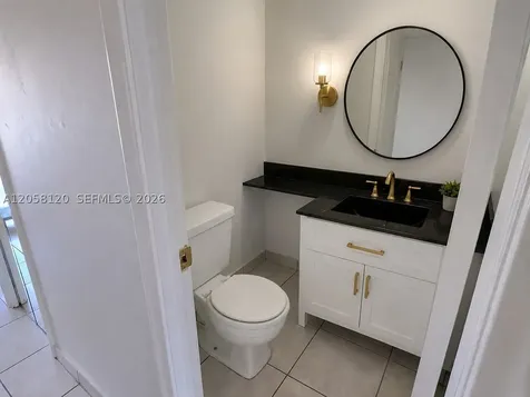 932 W 80th Place Hialeah FL 33014